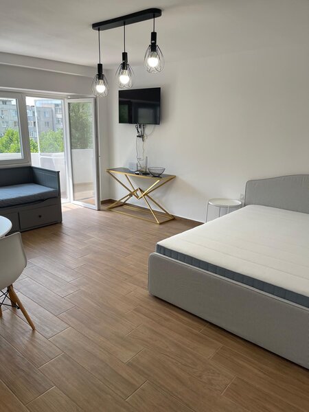 Berceni, Aleea Tomesti, garsoniera,